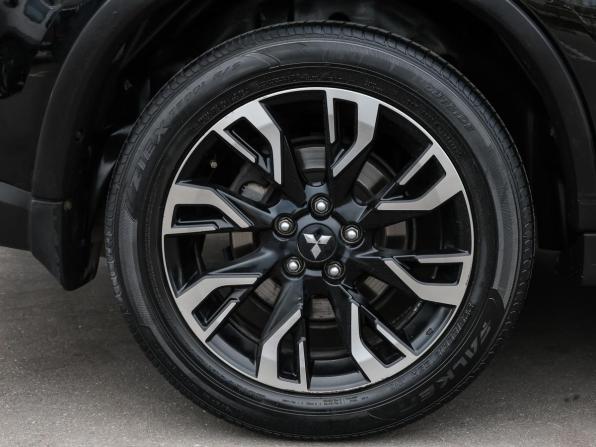 Mitsubishi Outlander III Рестайлинг 3 с пробегом 2022 года, цена 2 198 000 рублей, 122985 км, внедорожник, Автокод Объявления