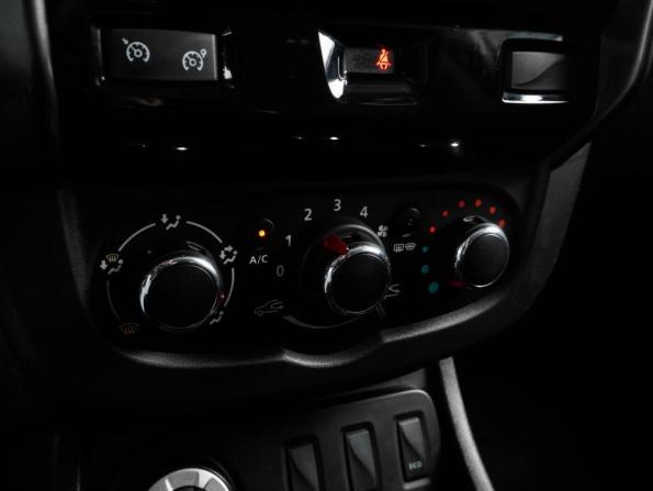 Renault Duster I Рестайлинг с пробегом 2017 года, цена 1 389 000 рублей, 112258 км, внедорожник, Автокод Объявления
