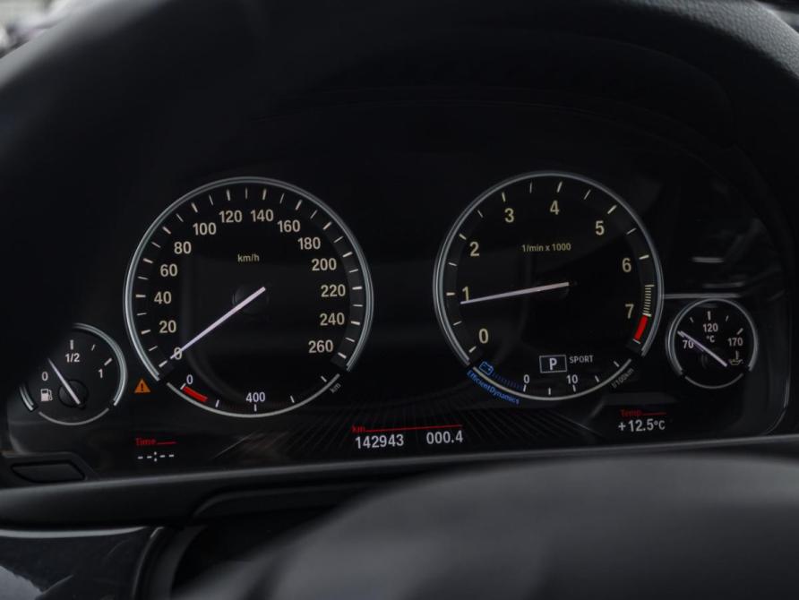 BMW 5 серии VI (F10/F11/F07) Рестайлинг Москва  - изображение 12