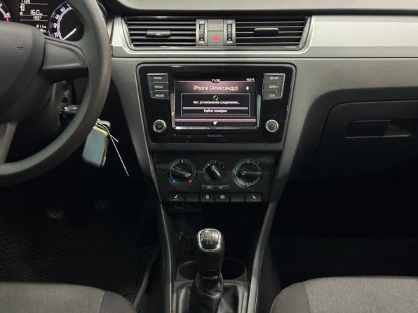 Skoda Rapid I Рестайлинг с пробегом 2019 года, цена 1 399 000 рублей, 39500 км, лифтбек, Автокод Объявления