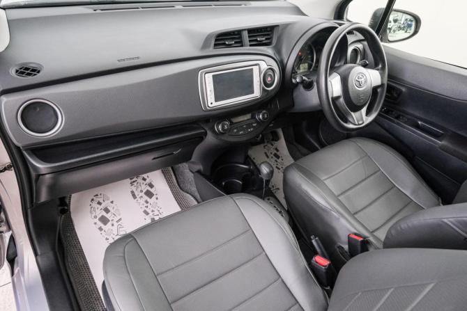 Toyota Vitz III (XP130) с пробегом 2013 года, цена 749 000 рублей, 149000 км, хэтчбек, Автокод Объявления