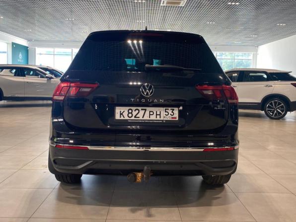 Volkswagen Tiguan II Рестайлинг с пробегом 2021 года, цена 2 780 000 рублей, 158000 км, внедорожник, Автокод Объявления