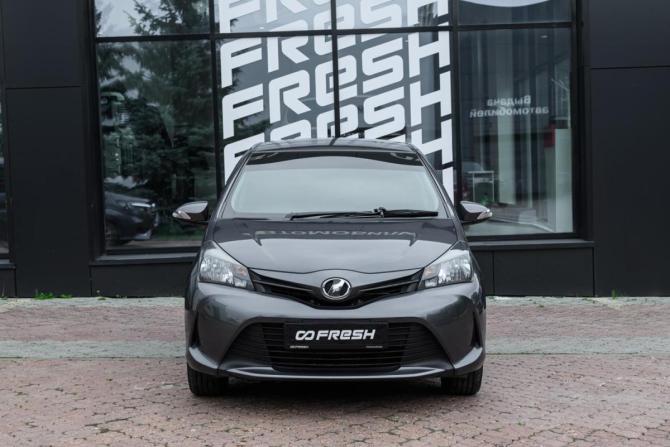 Toyota Vitz III (XP130) Рестайлинг с пробегом 2015 года, цена 969 000 рублей, 101842 км, хэтчбек, Автокод Объявления