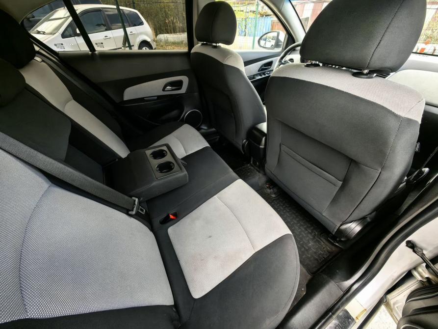 Chevrolet Cruze I Санкт-Петербург  - изображение 13