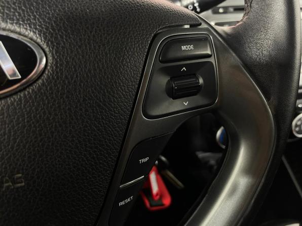 Kia Rio III Рестайлинг с пробегом 2017 года, цена 969 000 рублей, 130892 км, седан, Автокод Объявления