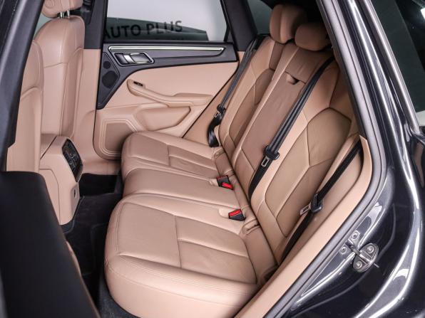 Porsche Macan I Рестайлинг с пробегом 2019 года, цена 4 950 000 рублей, 52000 км, внедорожник, Автокод Объявления