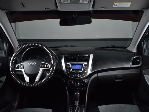 Hyundai Solaris I Рестайлинг с пробегом 2014 года, цена 879 995 рублей, 179039 км, седан, Автокод Объявления