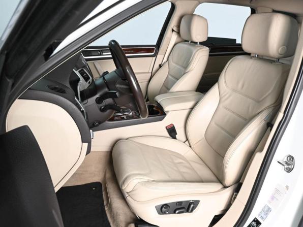 Volkswagen Touareg II с пробегом 2012 года, цена 2 375 000 рублей, 163954 км, внедорожник, Автокод Объявления