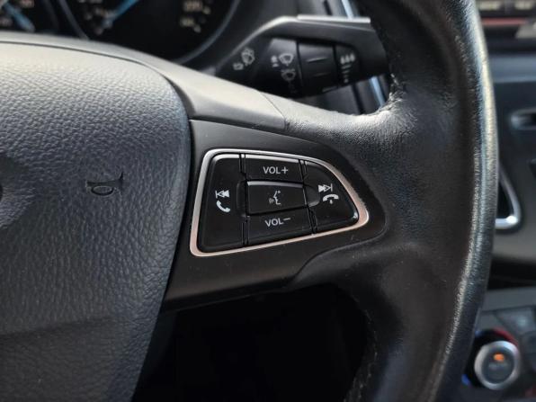 Ford Focus III Рестайлинг с пробегом 2016 года, цена 1 090 000 рублей, 129635 км, седан, Автокод Объявления