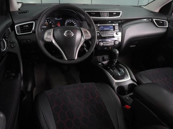 Nissan Qashqai II с пробегом 2016 года, цена 1 649 000 рублей, 120137 км, внедорожник, Автокод Объявления