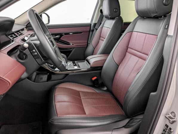 Land Rover Range Rover Evoque II Рестайлинг с пробегом 2024 года, цена 5 450 000 рублей, 3745 км, внедорожник, Автокод Объявления