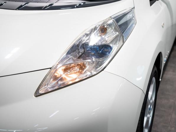 Nissan Leaf I (ZE0/AZE0) с пробегом 2011 года, цена 800 000 рублей, 112270 км, хэтчбек, Автокод Объявления