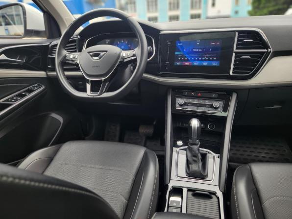 Jetta VS5 I Рестайлинг с пробегом 2023 года, цена 2 030 000 рублей, 12120 км, внедорожник, Автокод Объявления