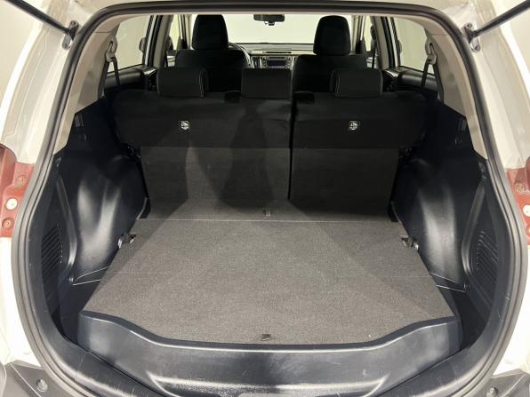 Toyota RAV4 IV (XA40) с пробегом 2014 года, цена 1 949 000 рублей, 129697 км, внедорожник, Автокод Объявления