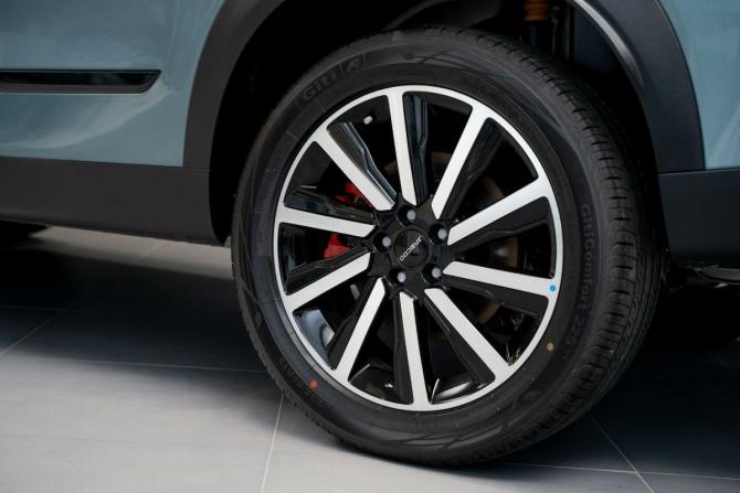 Новый Jaecoo J7 I Рестайлинг 2026 года, цена 3 048 000 рублей, внедорожник, Автокод Объявления