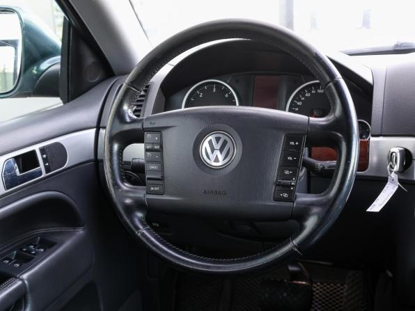 Volkswagen Touareg I Рестайлинг с пробегом 2008 года, цена 979 000 рублей, 210000 км, внедорожник, Автокод Объявления