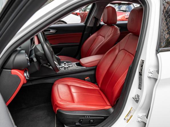 Alfa Romeo Giulia II (952) с пробегом 2019 года, цена 3 745 000 рублей, 55445 км, седан, Автокод Объявления