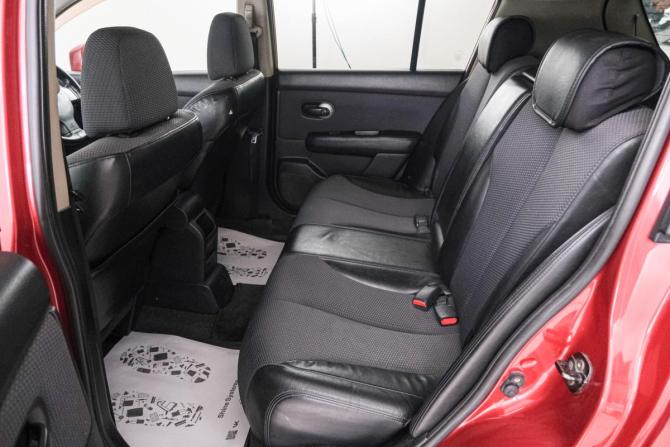 Nissan Tiida I с пробегом 2005 года, цена 449 000 рублей, 262144 км, хэтчбек, Автокод Объявления