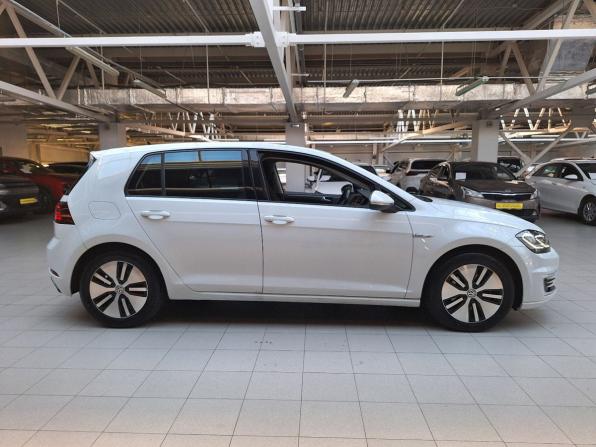 Volkswagen Golf VII с пробегом 2017 года, цена 1 900 000 рублей, 70964 км, хэтчбек, Автокод Объявления