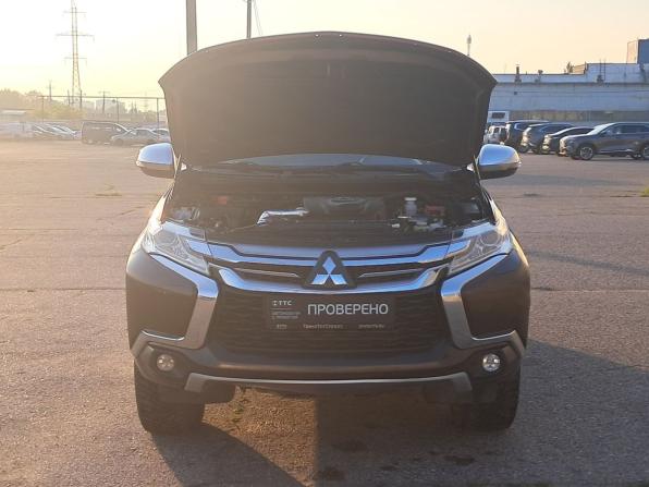 Mitsubishi Pajero Sport III с пробегом 2018 года, цена 2 570 000 рублей, 144704 км, внедорожник, Автокод Объявления