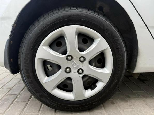 Hyundai Solaris I с пробегом 2014 года, цена 775 000 рублей, 214209 км, хэтчбек, Автокод Объявления