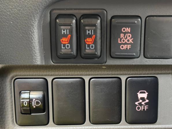 Mitsubishi L200 V с пробегом 2016 года, цена 1 750 000 рублей, 186975 км, offers.body_type.unknown, Автокод Объявления