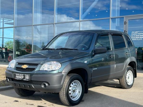 Chevrolet Niva I Рестайлинг с пробегом 2017 года, цена 850 000 рублей, 21314 км, внедорожник, Автокод Объявления