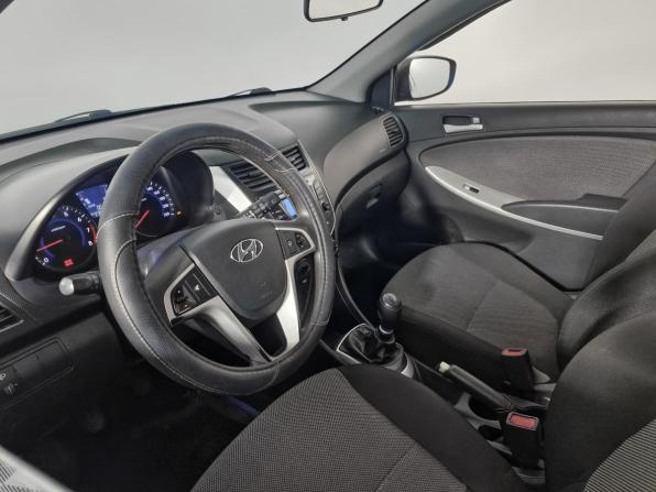 Hyundai Solaris I с пробегом 2012 года, цена 611 000 рублей, 238809 км, хэтчбек, Автокод Объявления