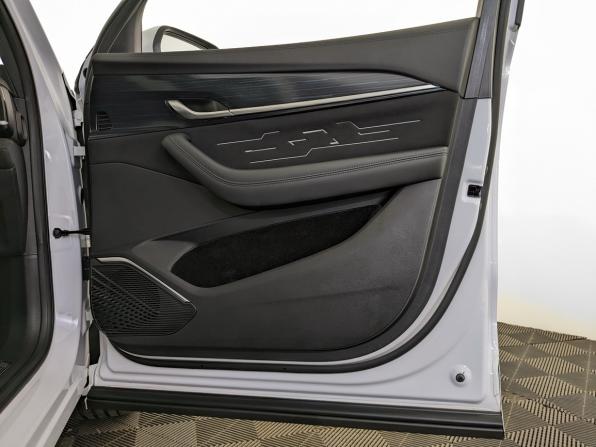 Geely Monjaro I с пробегом 2024 года, цена 3 625 000 рублей, 13494 км, внедорожник, Автокод Объявления