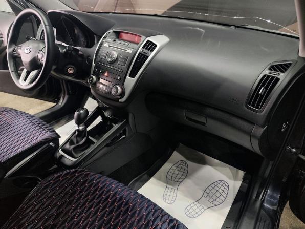 Kia Ceed I Рестайлинг с пробегом 2010 года, цена 820 000 рублей, 188297 км, хэтчбек, Автокод Объявления