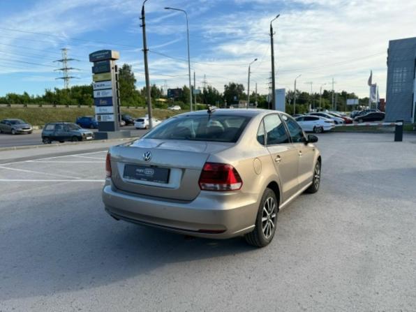 Volkswagen Polo V Рестайлинг с пробегом 2018 года, цена 1 170 000 рублей, 83314 км, седан, Автокод Объявления