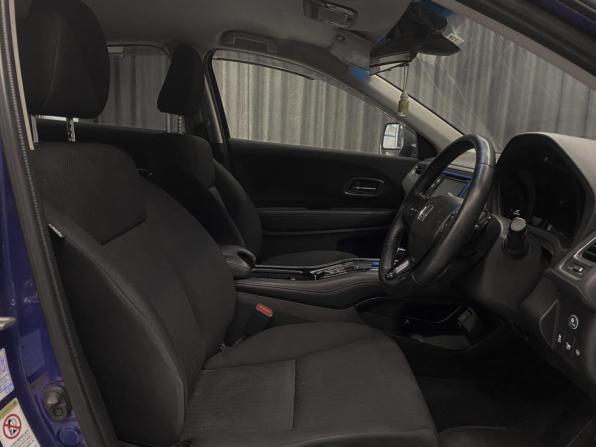 Honda Vezel I с пробегом 2014 года, цена 1 540 000 рублей, 140000 км, внедорожник, Автокод Объявления