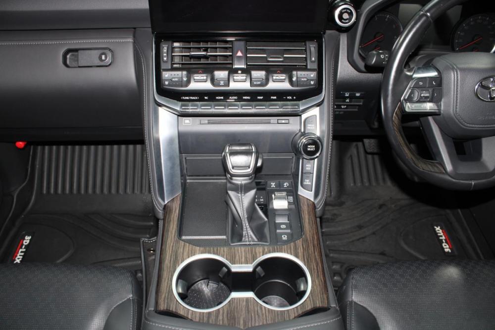 Toyota Land Cruiser 300 Series Владивосток  - изображение 18