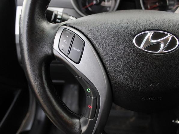 Hyundai Elantra V (MD) Рестайлинг с пробегом 2014 года, цена 1 099 000 рублей, 163693 км, седан, Автокод Объявления