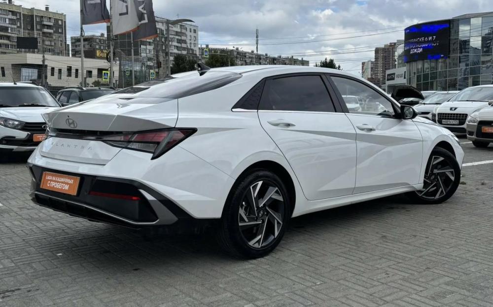 Hyundai Elantra VII (CN7) Рестайлинг Челябинск  - изображение 3