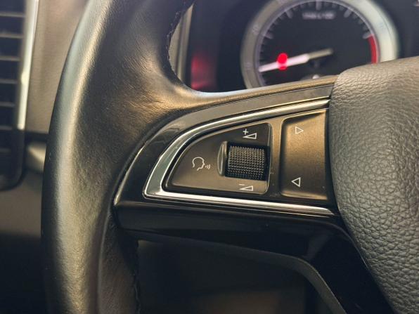 Skoda Karoq I с пробегом 2020 года, цена 2 377 000 рублей, 49453 км, внедорожник, Автокод Объявления