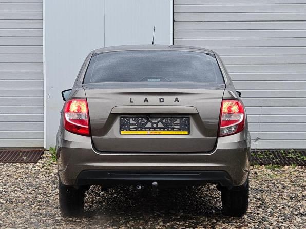 Lada (ВАЗ) Granta I Рестайлинг с пробегом 2020 года, цена 429 000 рублей, 182000 км, седан, Автокод Объявления