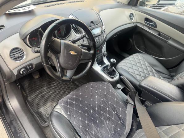 Chevrolet Cruze I Рестайлинг с пробегом 2015 года, цена 699 000 рублей, 244000 км, хэтчбек, Автокод Объявления