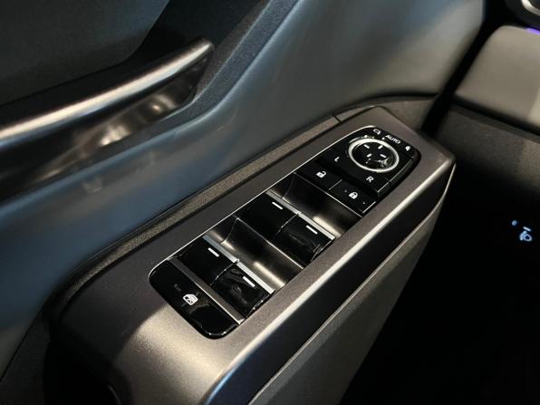 Toyota RAV4 VI (XA60) с пробегом 2026 года, цена 4 299 000 рублей, 74 км, внедорожник, Автокод Объявления