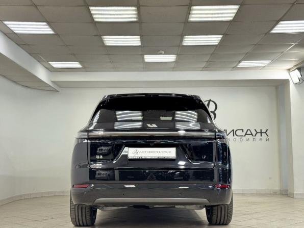 Li Auto (Lixiang) L7 I Рестайлинг с пробегом 2025 года, цена 8 490 000 рублей, 33 км, внедорожник, Автокод Объявления
