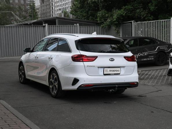 Kia Ceed III с пробегом 2018 года, цена 2 150 000 рублей, 74707 км, универсал, Автокод Объявления