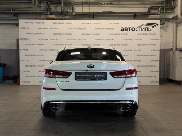 Kia Optima IV Рестайлинг с пробегом 2018 года, цена 1 899 000 рублей, 170000 км, седан, Автокод Объявления