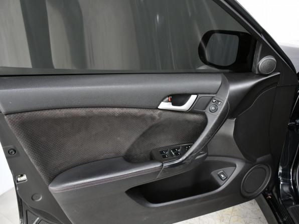 Honda Accord VIII Рестайлинг с пробегом 2011 года, цена 1 495 000 рублей, 214534 км, седан, Автокод Объявления