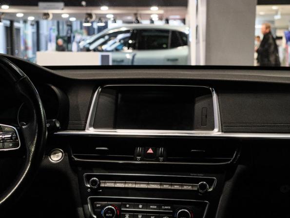 Kia Optima IV Рестайлинг с пробегом 2020 года, цена 2 480 000 рублей, 79490 км, седан, Автокод Объявления
