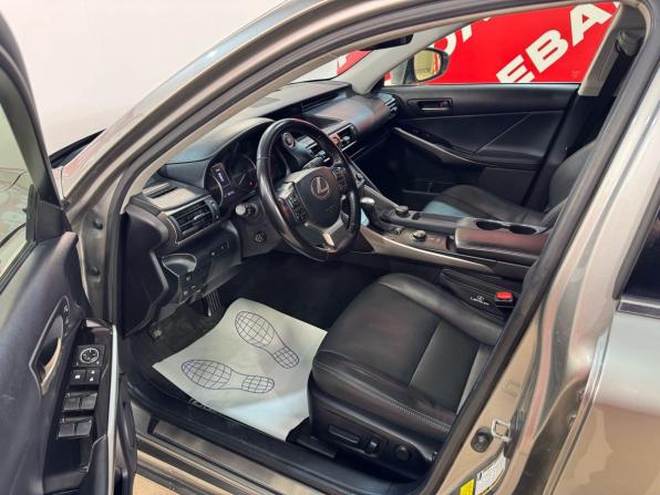 Lexus IS III Рестайлинг с пробегом 2020 года, цена 3 499 000 рублей, 66102 км, седан, Автокод Объявления