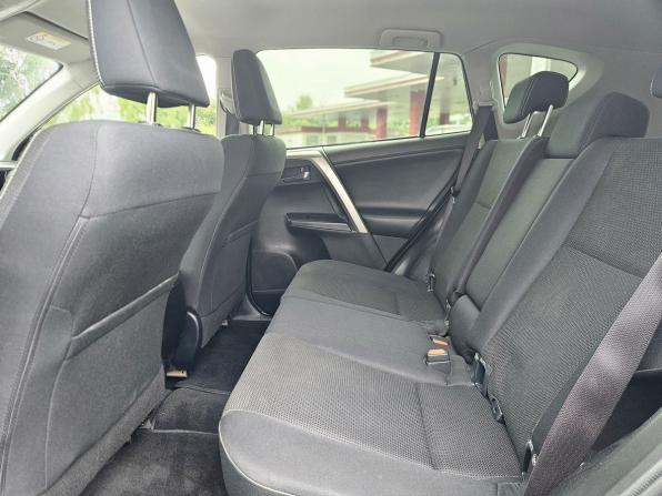 Toyota RAV4 IV (XA40) Рестайлинг с пробегом 2016 года, цена 2 300 000 рублей, 107598 км, внедорожник, Автокод Объявления