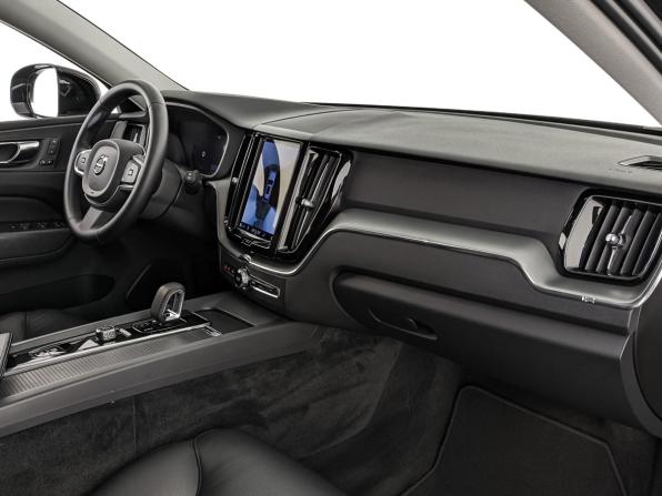 Volvo XC60 II Рестайлинг с пробегом 2021 года, цена 4 260 000 рублей, 77055 км, внедорожник, Автокод Объявления