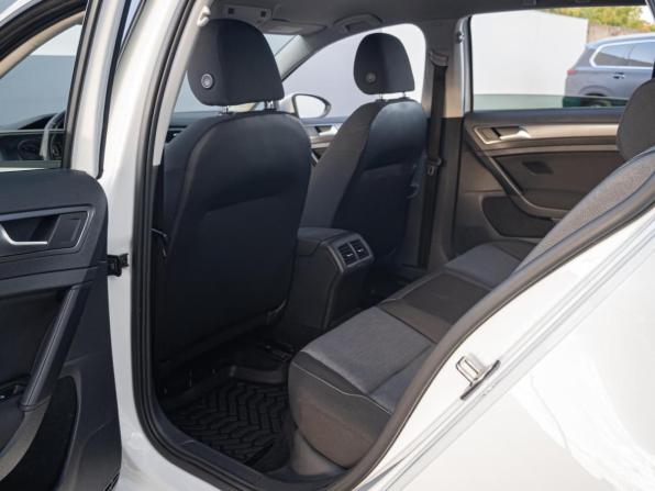 Volkswagen Golf VII с пробегом 2013 года, цена 1 435 000 рублей, 75846 км, хэтчбек, Автокод Объявления