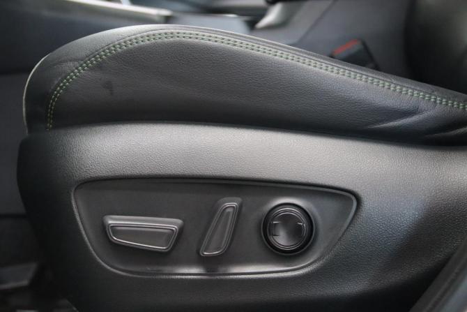 Toyota RAV4 V (XA50) с пробегом 2023 года, цена 3 795 950 рублей, 29864 км, внедорожник, Автокод Объявления