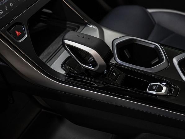 Geely Atlas II с пробегом 2024 года, цена 3 359 000 рублей, 14873 км, внедорожник, Автокод Объявления